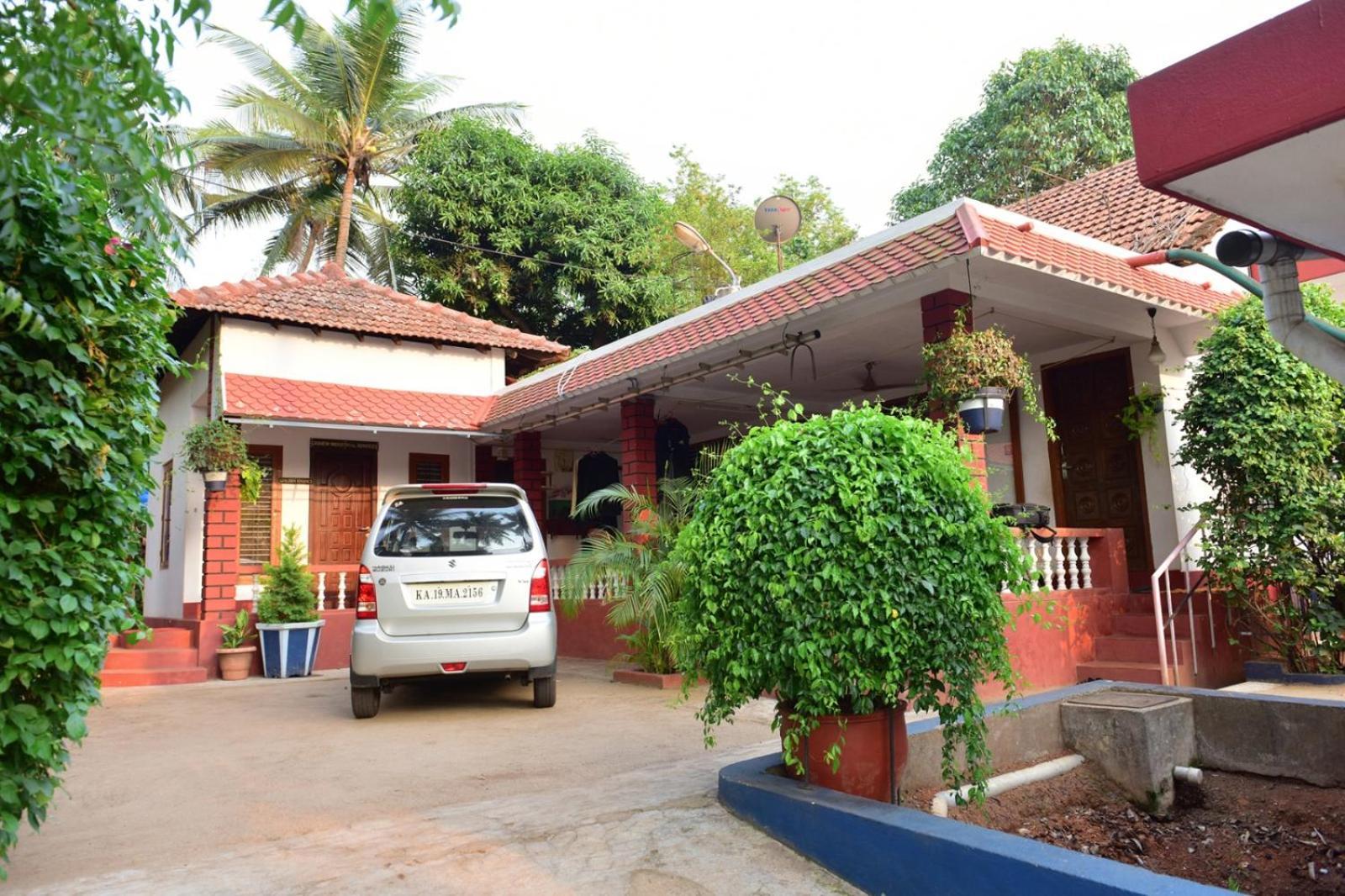 Runnin Airport - Homestay Gurpur Dış mekan fotoğraf